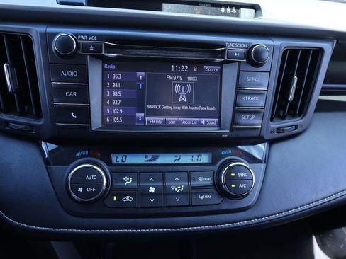 Certified 2018 Toyota RAV4 XLE AWD/4WD image 22