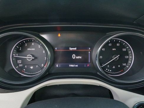 Used 2022 Buick Encore GX Select image 18