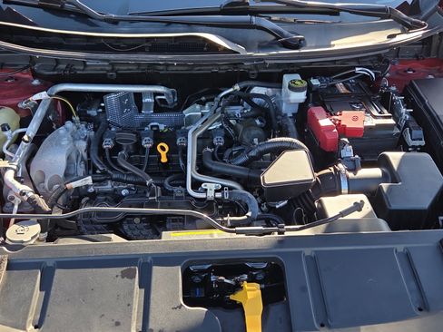 Used 2021 Nissan Rogue SL FWD image 18