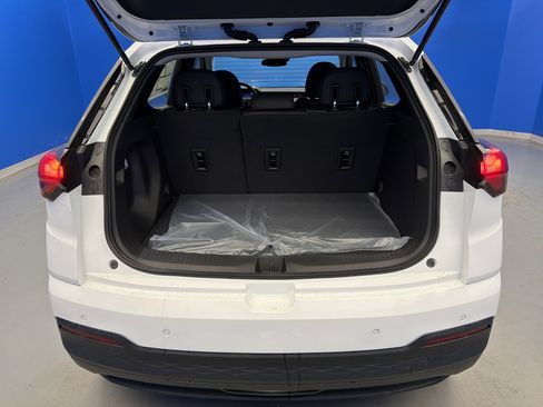 New 2027 Chevrolet Bolt RS FWD image 28