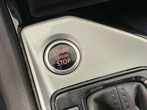 Used 2024 Nissan Altima 2.5 SV image 19