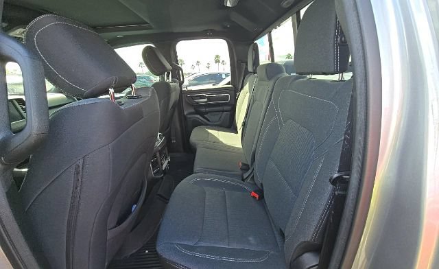 Used 2022 RAM 1500 4x4 Quad Cab image 9