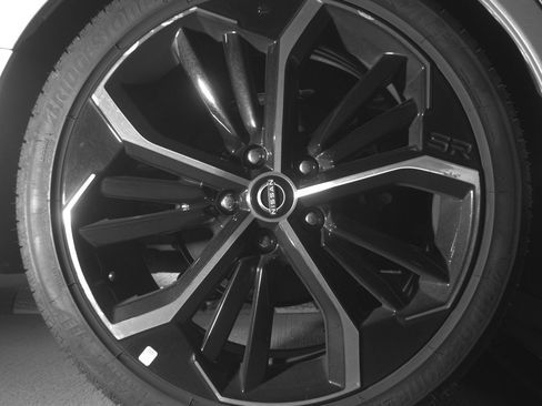 Used 2025 Nissan Altima 2.5 SR image 15