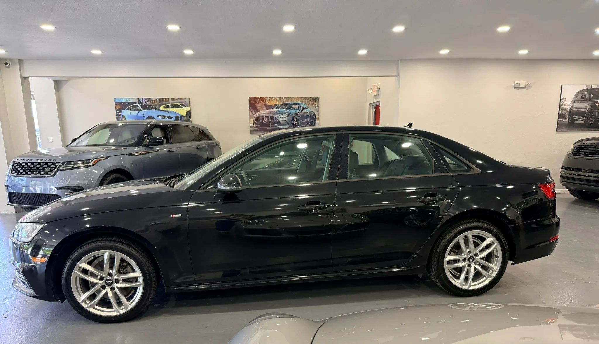 Used 2017 Audi A4 2.0T Ultra Premium w/ Convenience Package FWD image 4