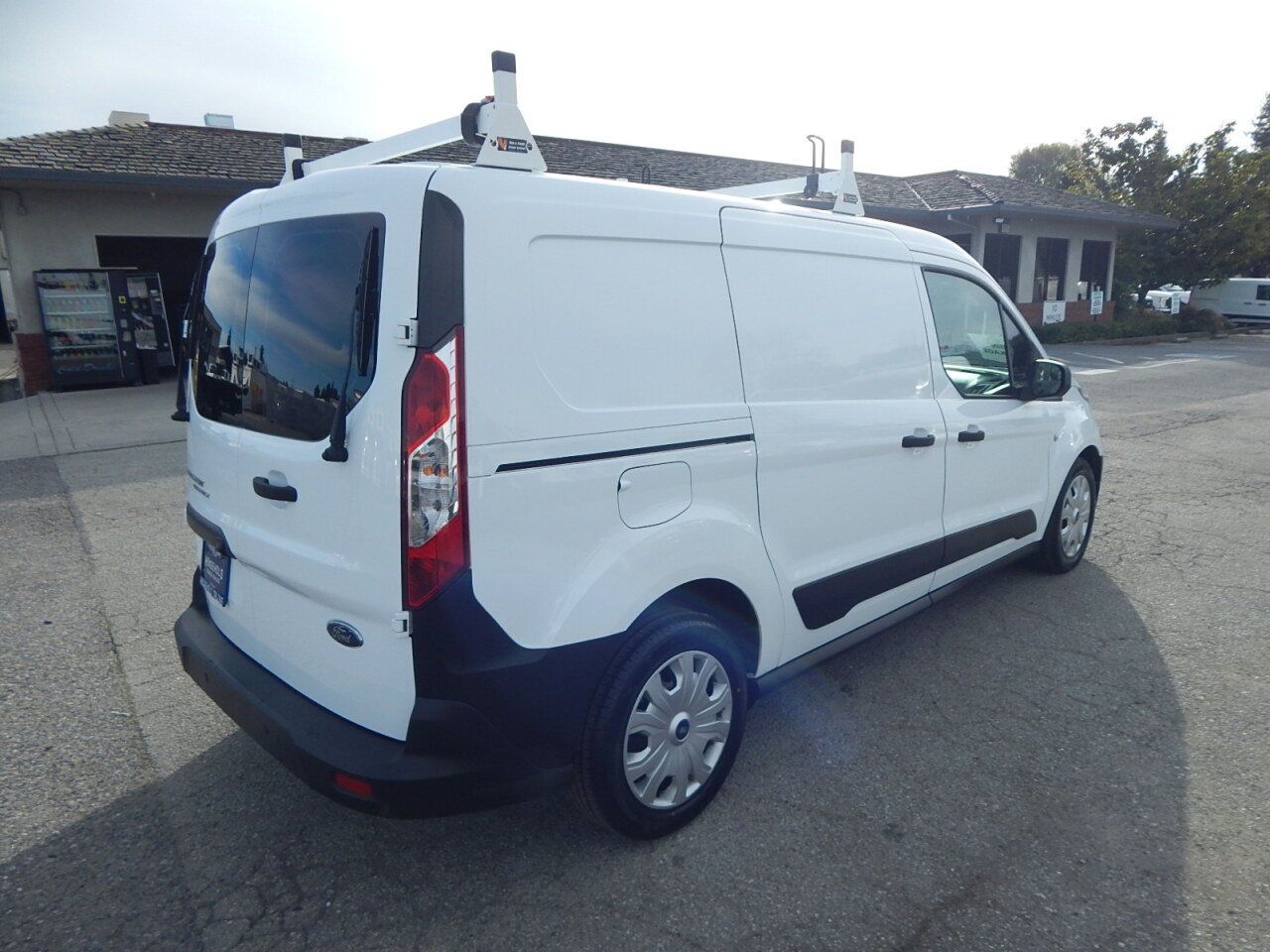 Used 2022 Ford Transit Connect XL FWD image 8