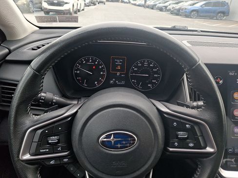 Used 2022 Subaru Outback Premium AWD/4WD image 18