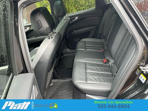 Used 2023 Audi Q4 e-tron Prestige w/ 20" Wheel Package image 41