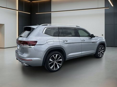 Used 2024 Volkswagen Atlas SEL Premium R-Line AWD/4WD image 6