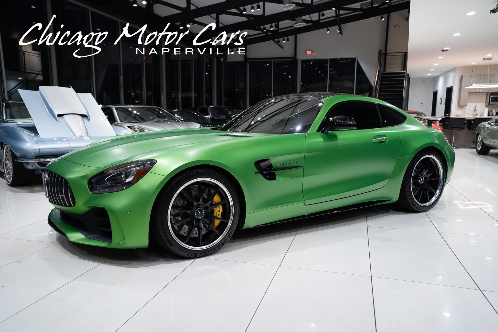 Used 2018 Mercedes-Benz AMG GT R w/ Exclusive Interior Package image 1