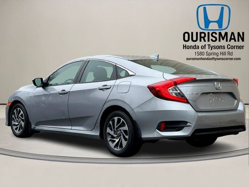 Used 2018 Honda Civic EX image 3