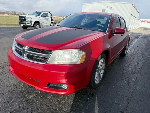 Used 2012 Dodge Avenger SXT Plus image 3
