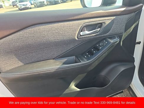 Used 2021 Nissan Rogue SV AWD/4WD image 10
