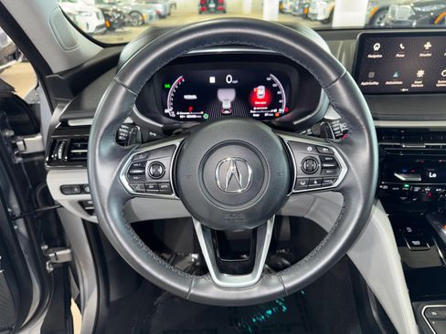 Used 2023 Acura MDX SH-AWD w/ Technology Package image 22