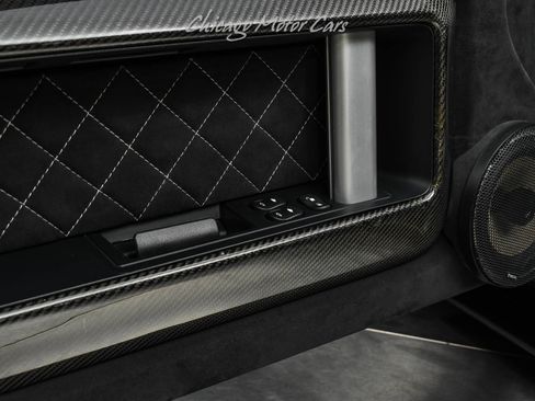 Used 2006 Ford GT image 27