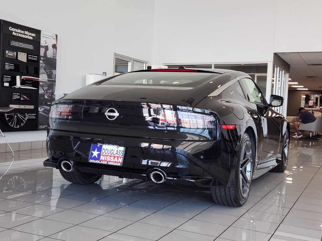 New 2027 Nissan Z Sport w/ Essentials Package (Sport) RWD image 4