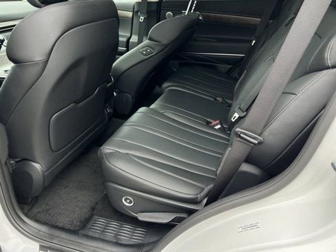 Used 2025 Genesis GV80 2.5T Advanced image 22