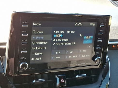 Used 2022 Toyota Corolla SE image 16