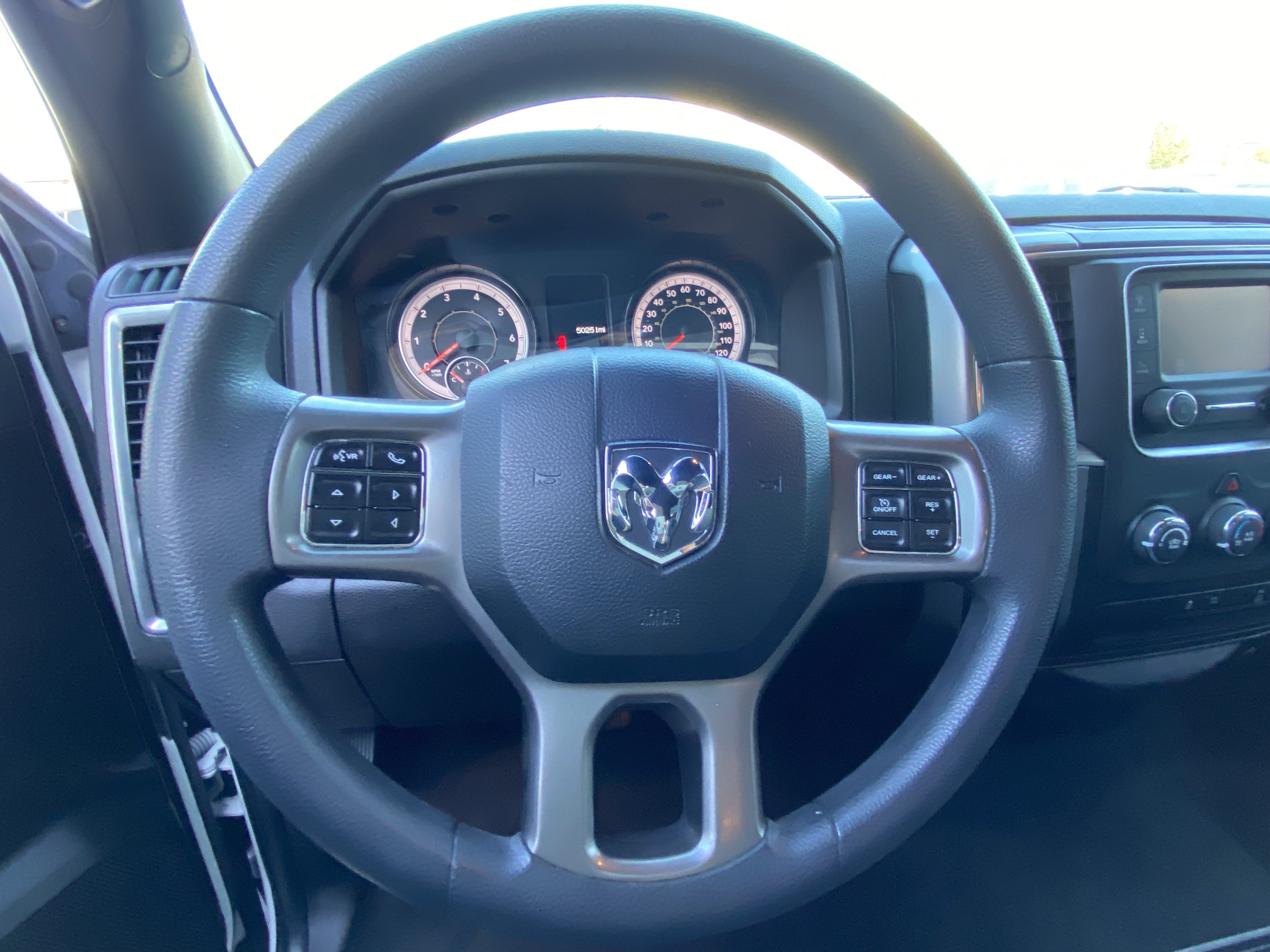 Used 2024 RAM 1500 Warlock RWD image 24