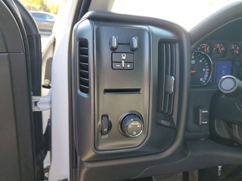 Used 2017 Chevrolet Silverado 2500 W/T w/ WT Convenience Package AWD/4WD image 13