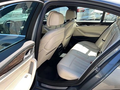 Used 2018 BMW 530i xDrive w/ Premium Package AWD/4WD image 26