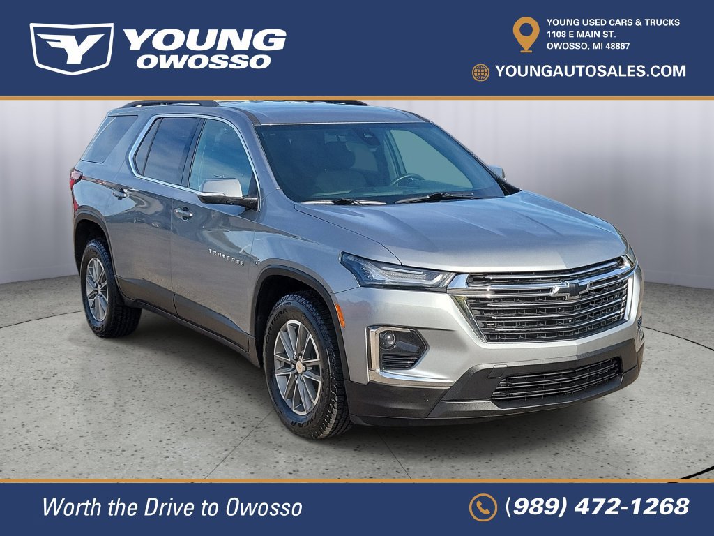Used 2023 Chevrolet Traverse LT w/ Rear Camera Mirror Package AWD/4WD image 2