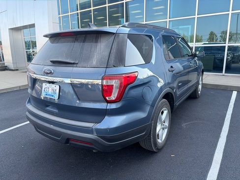Used 2018 Ford Explorer FWD image 3