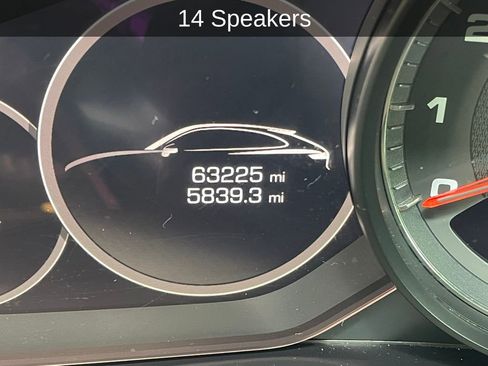 Used 2020 Porsche Cayenne Turbo image 16