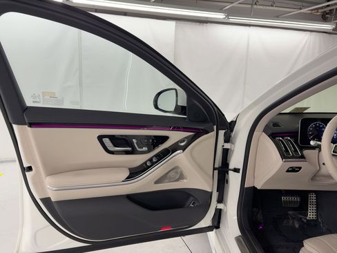 Certified 2022 Mercedes-Benz S 580 4MATIC Sedan image 19