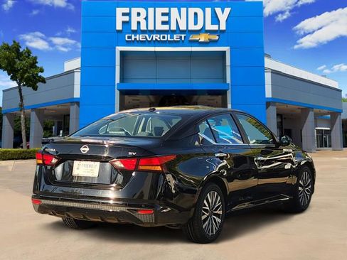 Used 2024 Nissan Altima 2.5 SV image 7