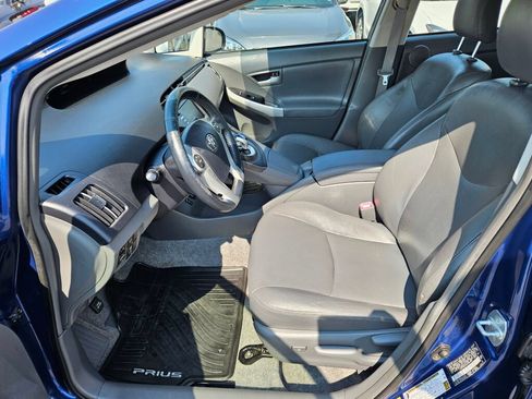 Used 2010 Toyota Prius Three FWD image 15