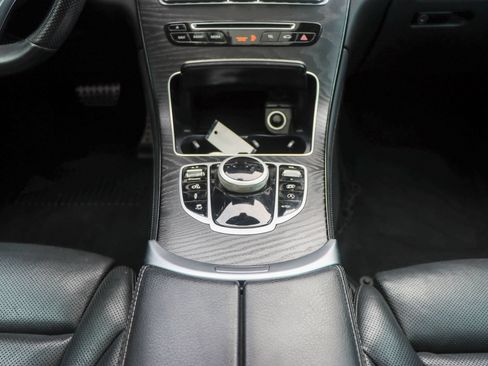 Used 2018 Mercedes-Benz GLC 43 AMG 4MATIC image 27