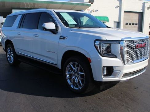 Used 2024 GMC Yukon XL Denali image 24