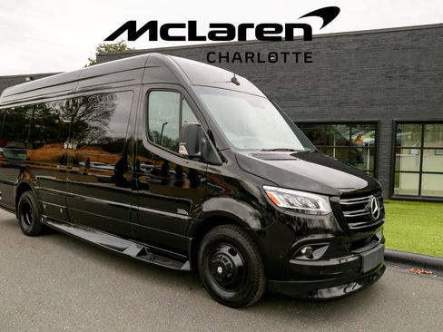New 2024 Mercedes-Benz Sprinter 3500 image 2