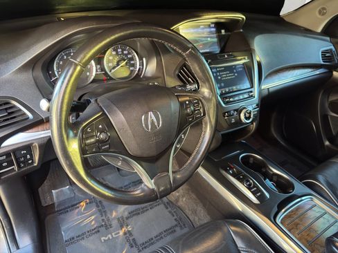 Used 2018 Acura MDX SH-AWD w/ Advance Package image 9