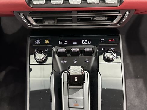 Certified 2024 Porsche 911 Carrera 4 GTS image 39