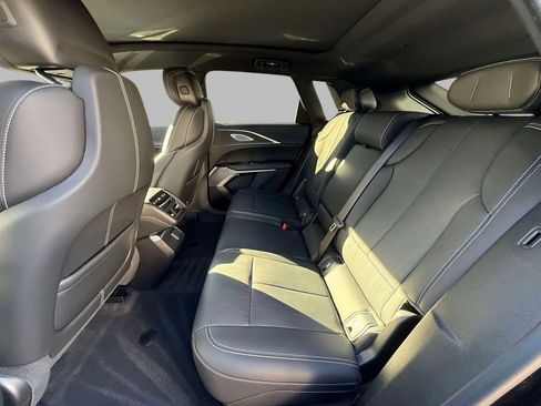 Used 2024 Cadillac Lyriq Luxury w/ LPO, Floor Liner Package image 19