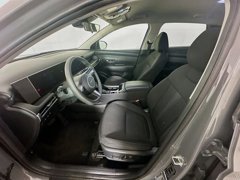 Used 2025 Hyundai Tucson SEL FWD image 13