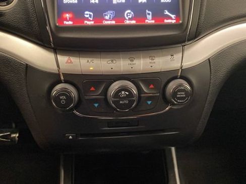 Used 2015 Dodge Journey SXT w/ Flexible Seating Group FWD image 20