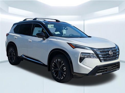 New 2026 Nissan Rogue Platinum AWD/4WD image 9
