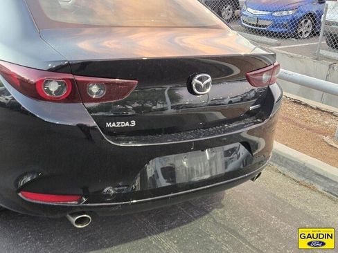 Used 2024 MAZDA MAZDA3 s FWD image 4