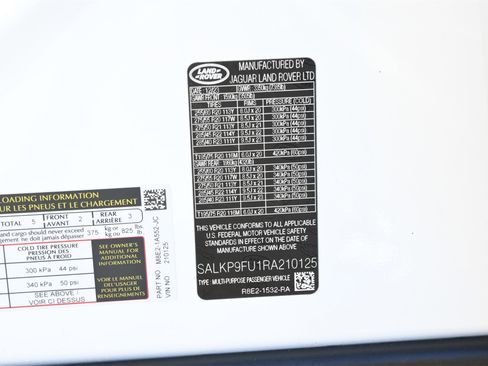 Used 2024 Land Rover Range Rover SE image 27