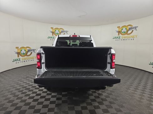Used 2025 RAM 1500 Big Horn AWD/4WD image 33