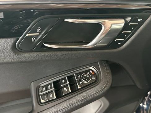 Used 2020 Porsche Macan S image 12