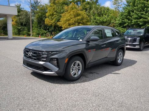 New 2026 Hyundai Tucson SE image 2