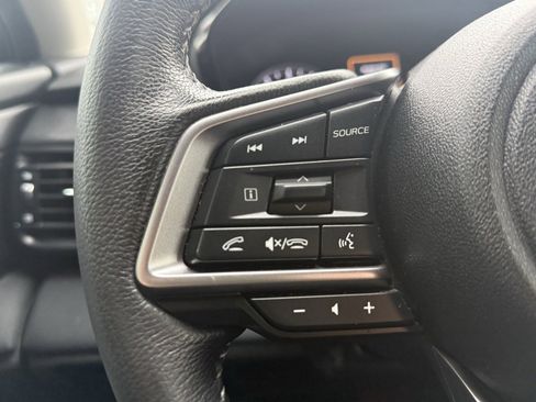 Used 2023 Subaru Outback Premium image 34