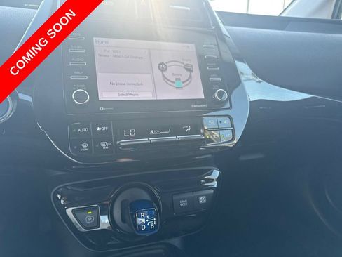 Used 2022 Toyota Prius LE FWD image 22