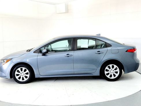 Certified 2021 Toyota Corolla LE w/ Carpet Mat Package (TMS) FWD image 3