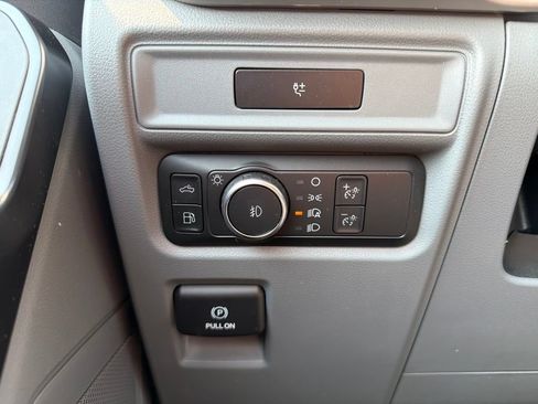 Used 2022 Ford F150 XL w/ Equipment Group 101A High AWD/4WD image 14