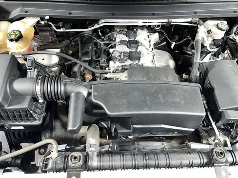 Used 2022 Chevrolet Colorado LT w/ Fleet Safety Package RWD image 12