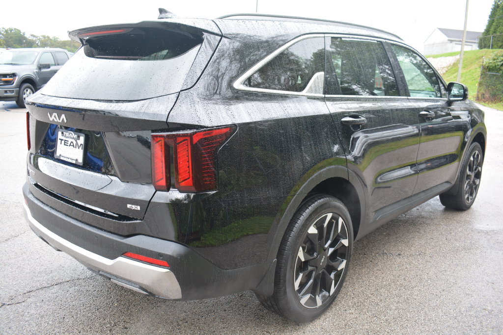 Used 2024 Kia Sorento X-Line EX AWD/4WD image 5